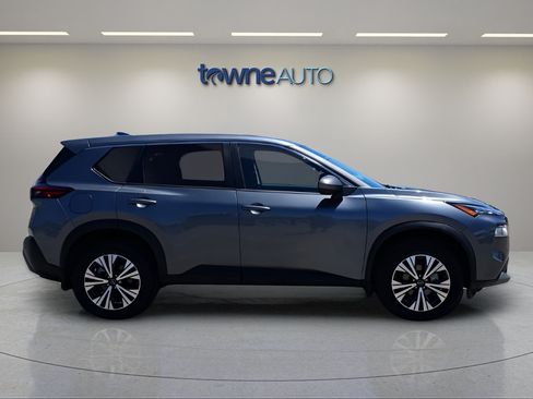Used 2023 Nissan Rogue SV AWD/4WD image 9