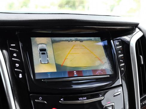 Used 2018 Cadillac Escalade ESV Luxury RWD image 21