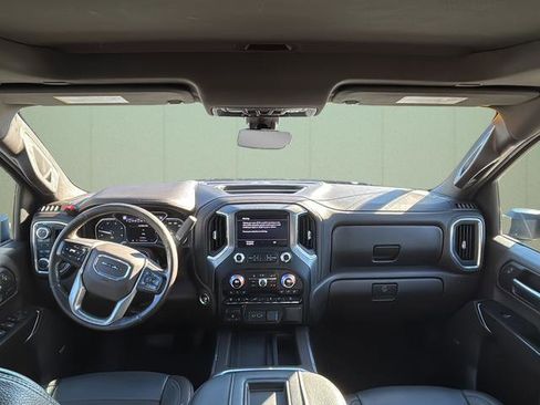 Used 2020 GMC Sierra 2500 Denali w/ Denali Ultimate Package image 24