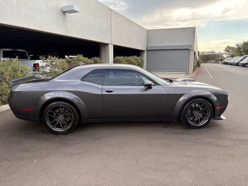 Used 2021 Dodge Challenger R/T Scat Pack RWD image 4