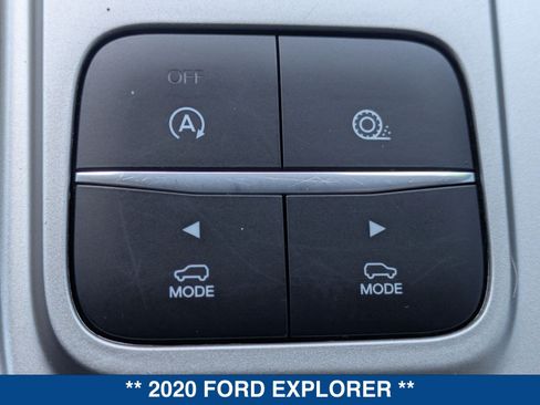 Used 2020 Ford Explorer XLT RWD image 35