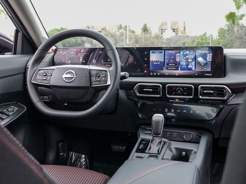 New 2026 Nissan Sentra SR w/ Floor Mat Package image 23