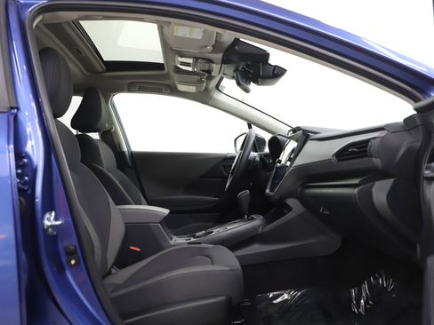 Used 2025 Subaru Crosstrek 2.0i Premium image 11