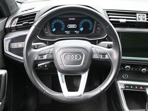 Used 2023 Audi Q3 2.0T Premium image 20