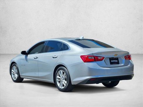 Certified 2017 Chevrolet Malibu LT FWD image 8