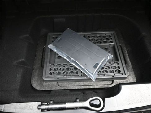 Used 2020 Mercedes-Benz E 450 E 450 image 29