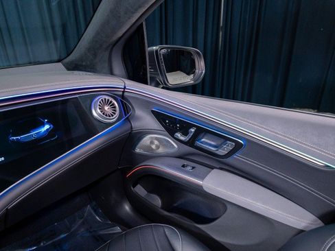 Certified 2023 Mercedes-Benz EQS 580 4MATIC SUV image 26