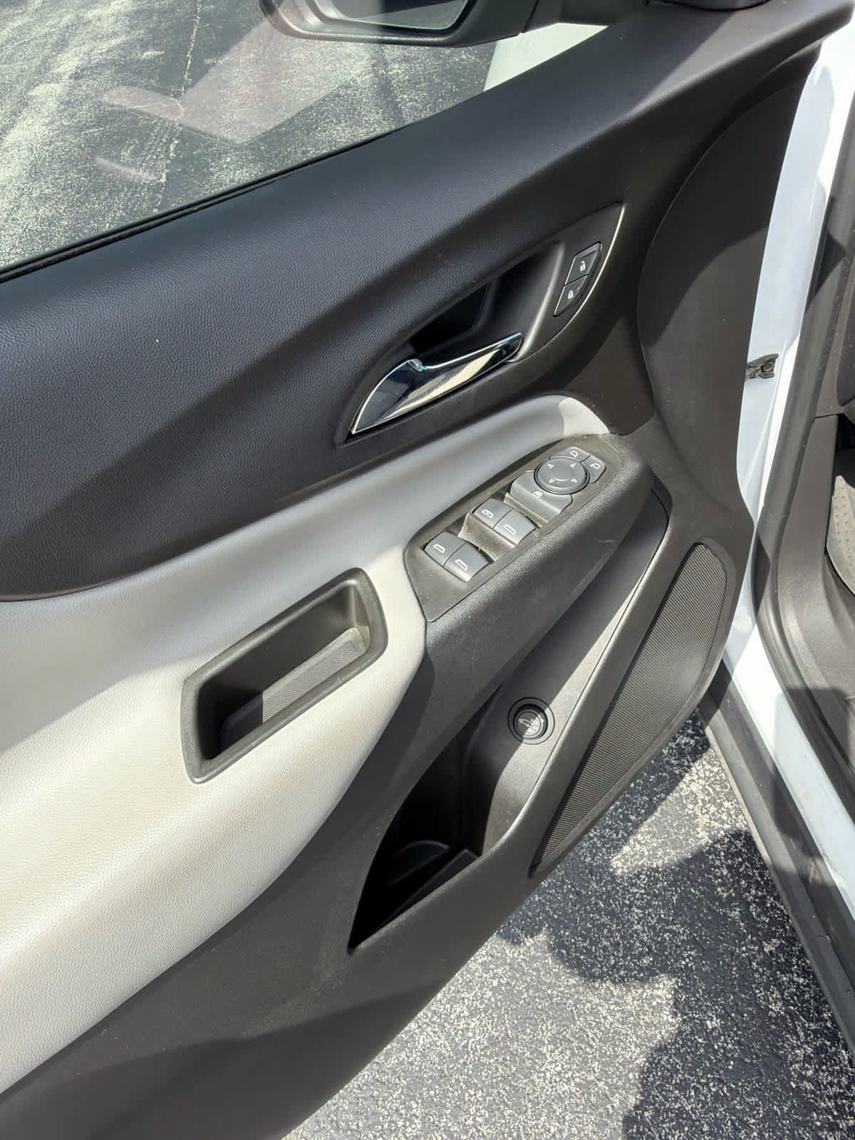 Used 2022 Chevrolet Equinox LT FWD image 14