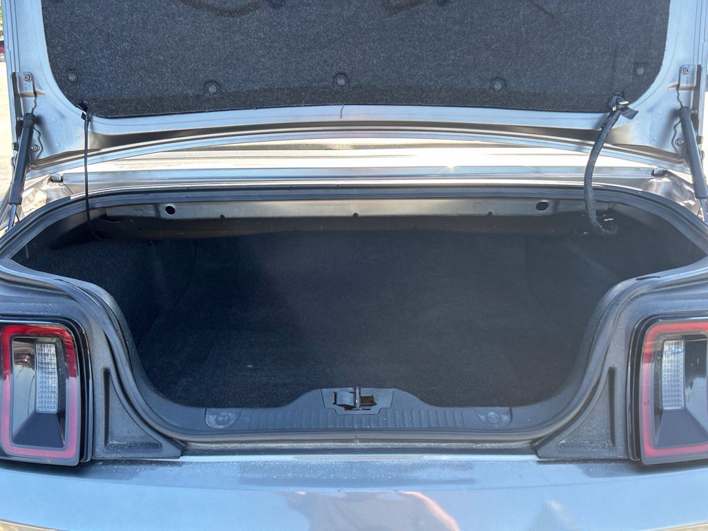 Used 2013 Ford Mustang Premium RWD image 34