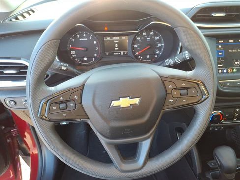 Used 2021 Chevrolet TrailBlazer LT image 21