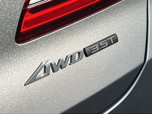 Used 2024 Genesis GV80 3.5T w/ Prestige Package image 19