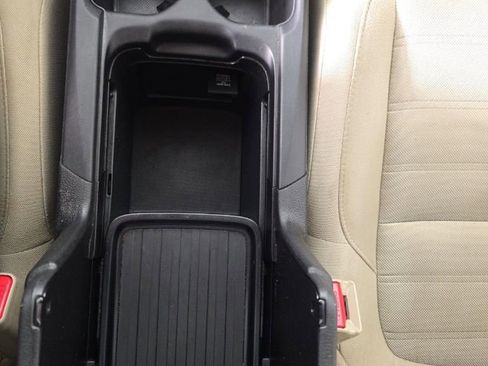 Used 2021 Honda CR-V LX image 24