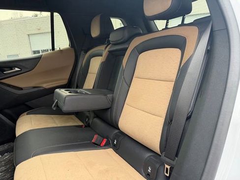 Used 2025 Chevrolet Equinox ACTIV image 20