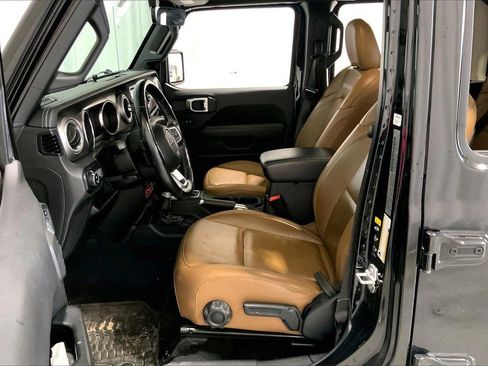 Used 2020 Jeep Gladiator Rubicon image 15