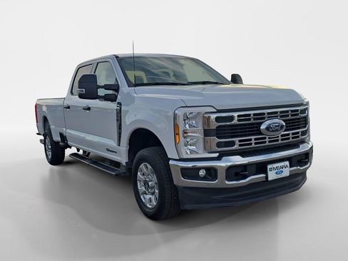 Used 2024 Ford F250 XLT image 8