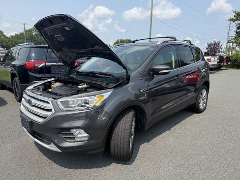 Used 2018 Ford Escape Titanium AWD/4WD image 20