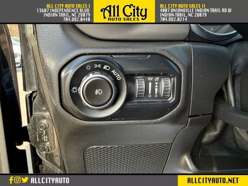 Used 2021 Jeep Wrangler Unlimited Sport AWD/4WD image 23