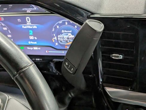 Used 2024 Chevrolet Silverado 2500 LTZ w/ LTZ Convenience Package image 34