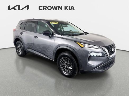 Used 2021 Nissan Rogue S FWD image 4