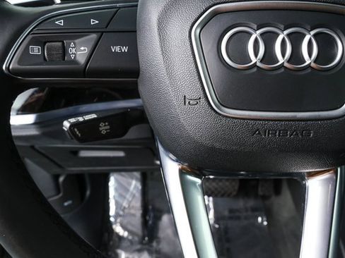 Used 2022 Audi Q3 2.0T Premium w/ Convenience Package image 9