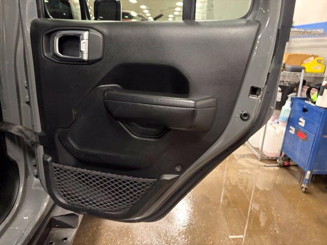 Used 2020 Jeep Wrangler Unlimited Rubicon AWD/4WD image 21