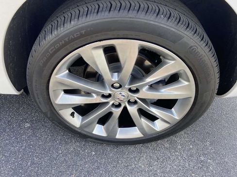 Certified 2023 Buick Envision Avenir AWD/4WD image 9