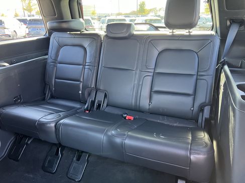 Certified 2023 Lincoln Navigator Reserve image 31
