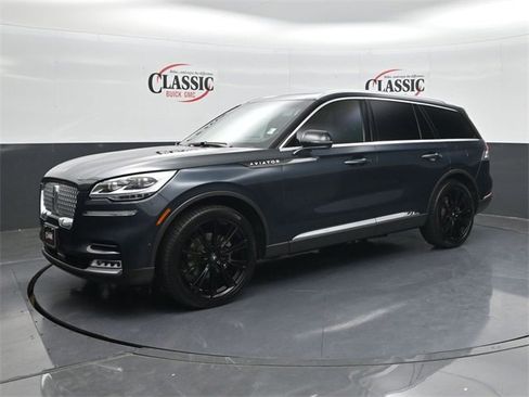 Used 2022 Lincoln Aviator Reserve w/ Equipment Group 201A image 3