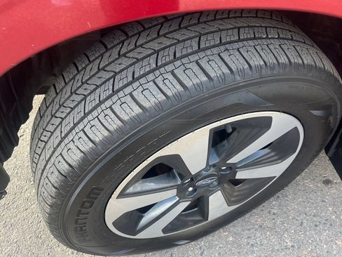 Used 2018 Subaru Forester 2.5i Premium w/ All-Weather Package AWD/4WD image 23