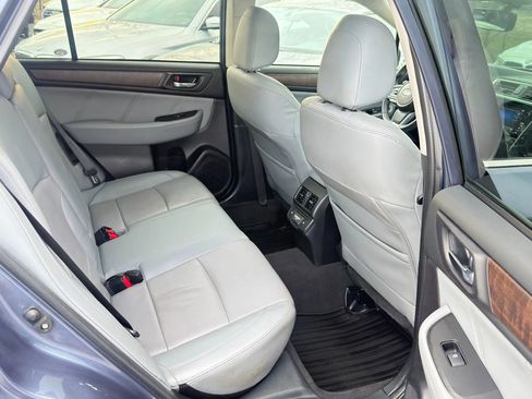 Used 2018 Subaru Outback 2.5i Limited image 13