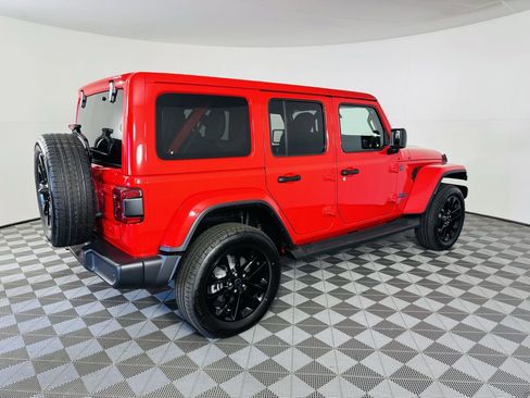 New 2025 Jeep Wrangler Unlimited Sahara image 24