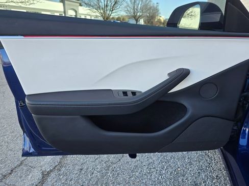 Used 2024 Tesla Model 3 Performance image 15