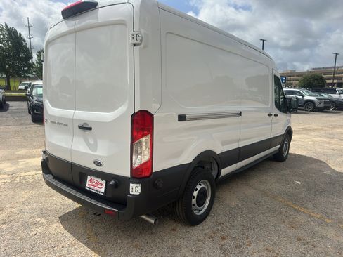 New 2025 Ford Transit 250 148 Medium Roof w/ Load Area Protection Package image 5