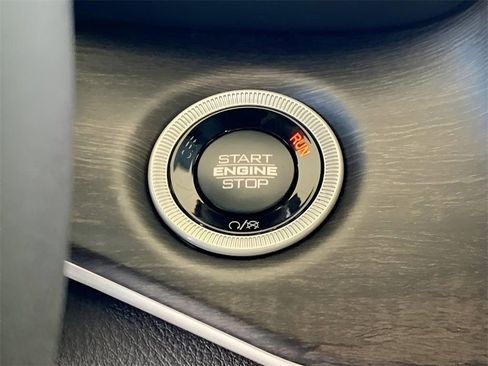 New 2025 Jeep Grand Cherokee Limited w/ Trailer Tow Package image 37