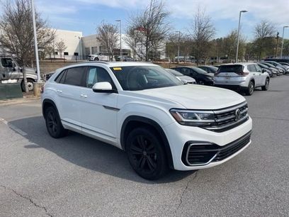 Used 2020 Volkswagen Atlas Cross Sport SE w/ Panoramic Sunroof Package
