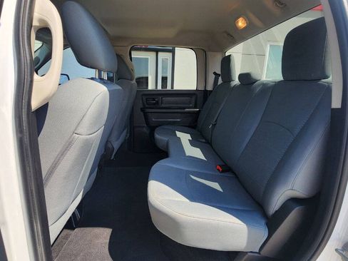 Used 2014 RAM 1500 Express AWD/4WD image 19