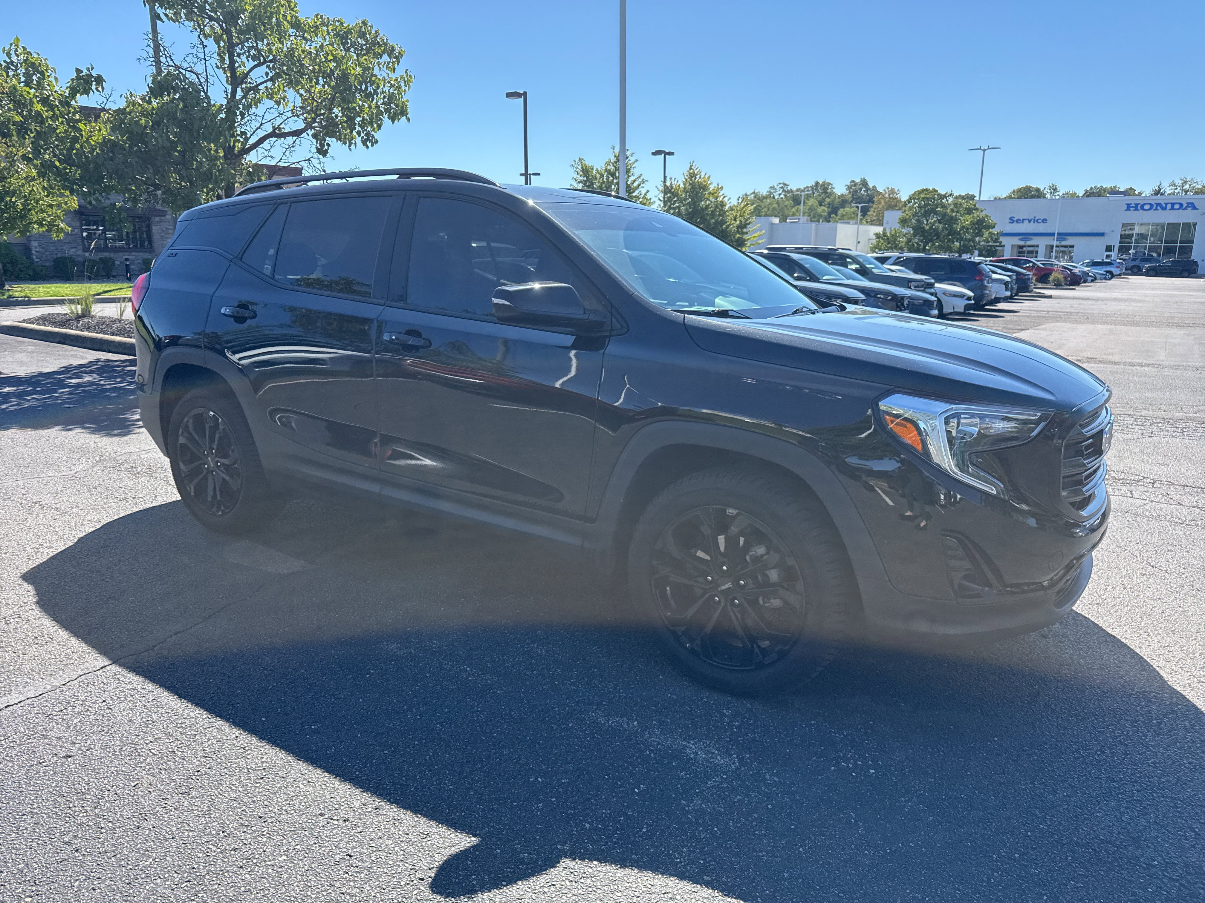 Used 2021 GMC Terrain SLT w/ Infotainment Package II AWD/4WD image 24