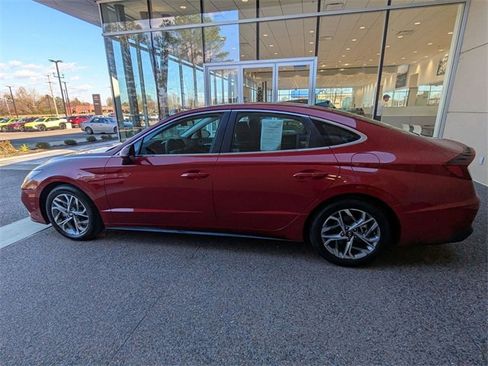 Certified 2023 Hyundai Sonata SEL image 2