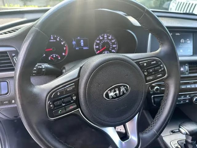 Used 2018 Kia Optima S w/ Panoramic Sunroof Package FWD image 9