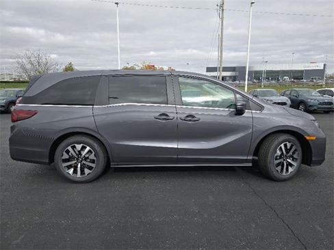 New 2026 Honda Odyssey EX-L image 9