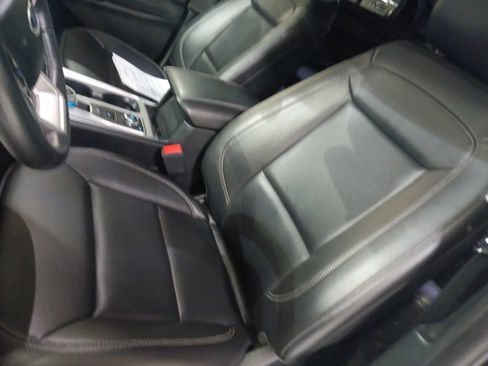 Certified 2023 Ford Explorer XLT w/ Equipment Group 202A AWD/4WD image 6
