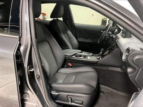 Used 2025 Lexus IS 350 F Sport w/ Accessory Package 2 RWD image 9
