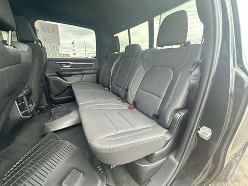 Used 2022 RAM 1500 Big Horn AWD/4WD image 24