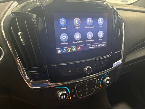 Used 2023 Chevrolet Traverse LT AWD/4WD image 26