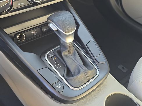 New 2025 Kia Soul LX image 28