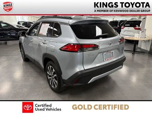 Certified 2023 Toyota Corolla Cross XLE w/ Convenience Package FWD image 6