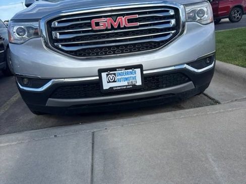 Used 2019 GMC Acadia SLE AWD/4WD image 4
