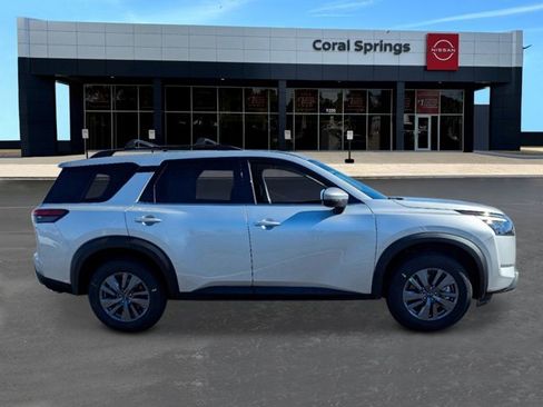 New 2025 Nissan Pathfinder SV w/ Black Appearance Package image 6