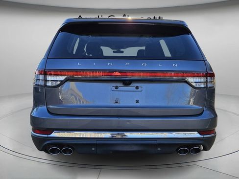 Used 2025 Lincoln Aviator 2WD w/ Equipment Group 101A image 9