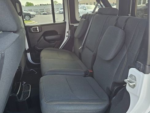 Used 2024 Jeep Wrangler Unlimited w/ Convenience Group AWD/4WD image 12